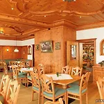 Schatten Hotel Garmisch-Partenkirchen
