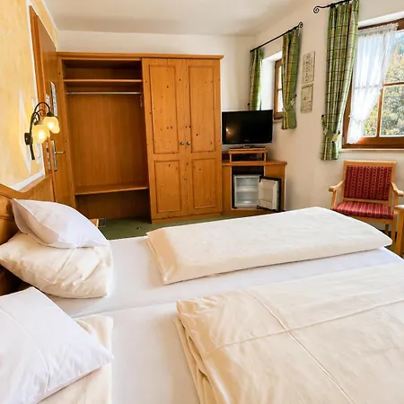 Schatten Hotel Garmisch-Partenkirchen