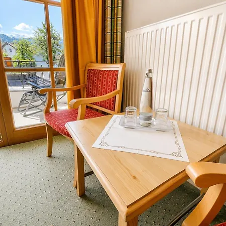 Schatten Hotel Garmisch-Partenkirchen