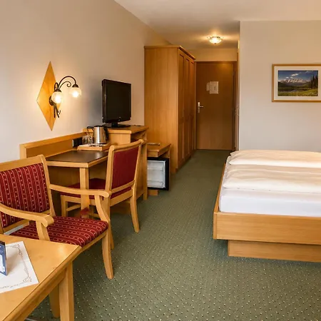 Hotel Schatten 3*